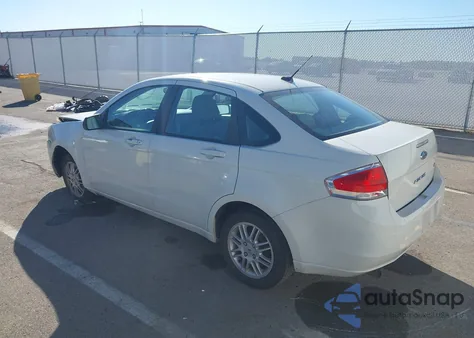 2010 Ford Focus Se z USA, uszkodzony, nr VIN 1FAHP3FN6AW229953